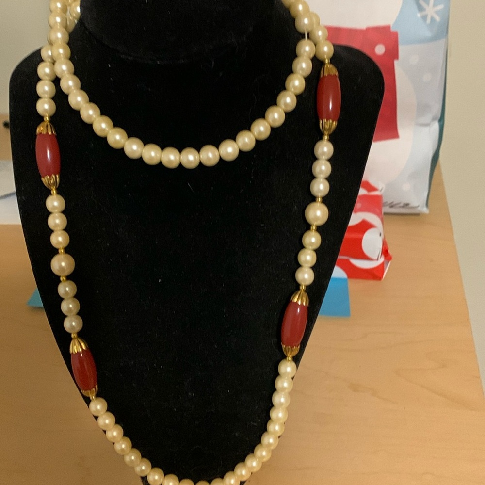Beautiful necklace 34”*